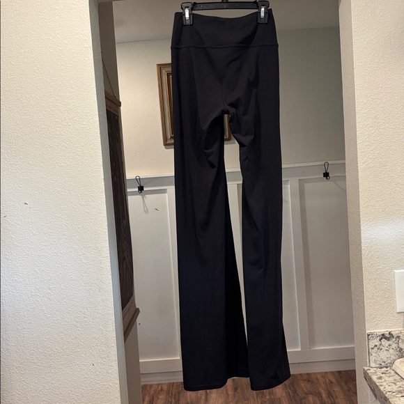 Gymshark Small Leggings Slight Wide Leg Bootcut Gym Workout School Sports Vaca - Picture 8 of 9